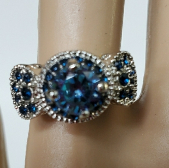 Silver Blue Vintage Inspired Cocktail Ring Valentines Day - Picture 2 of 9